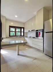 Chancery Lane (D11), Terrace #490906601